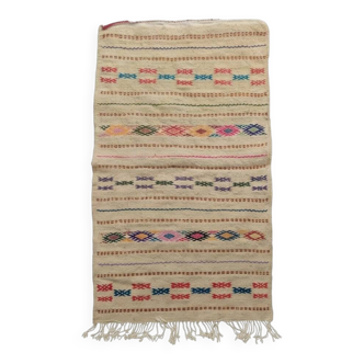 Beige kilim rug