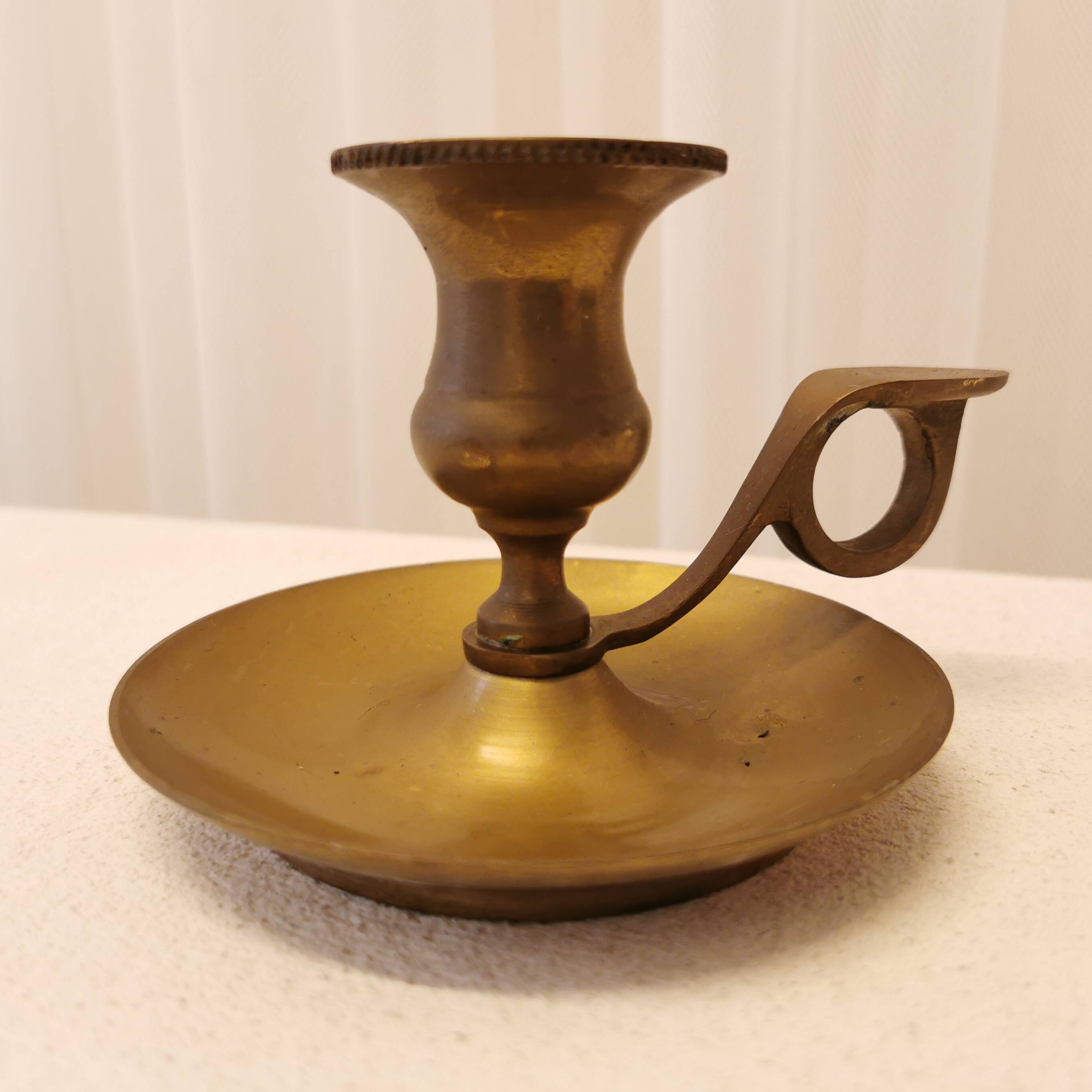 Small hand candle holder