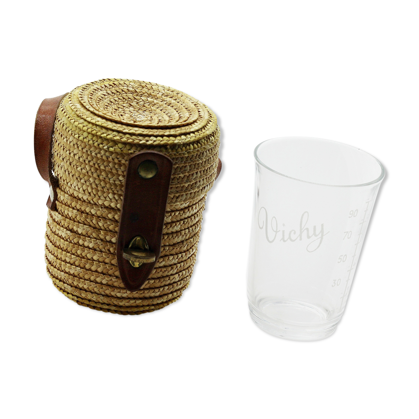 Wicker basket of spa cure and its vichy glass