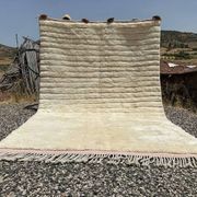 Tapis Mrirt marocain écru et beige 350x250 cm – design minimaliste texturé