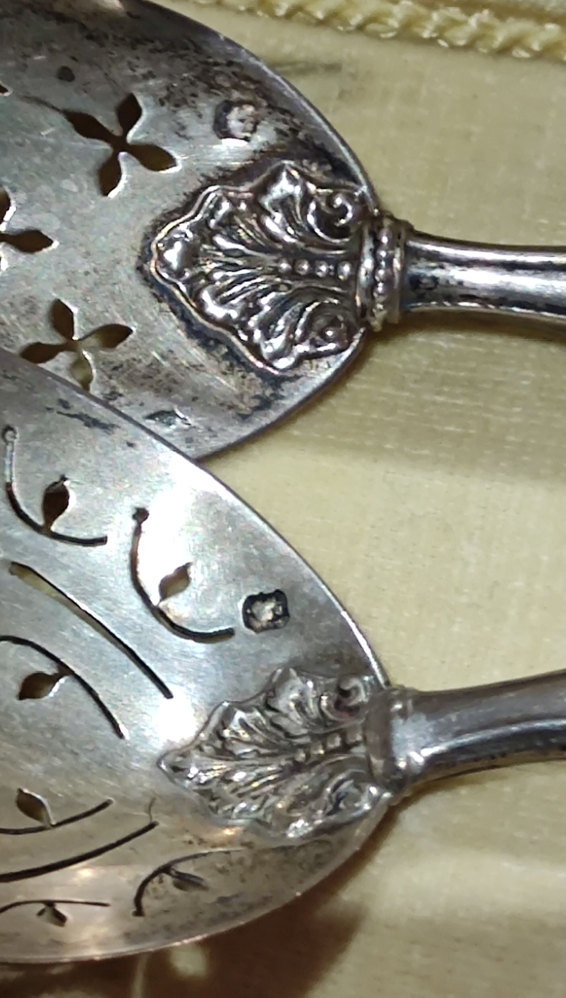 Old necessary for entremets/solid silver