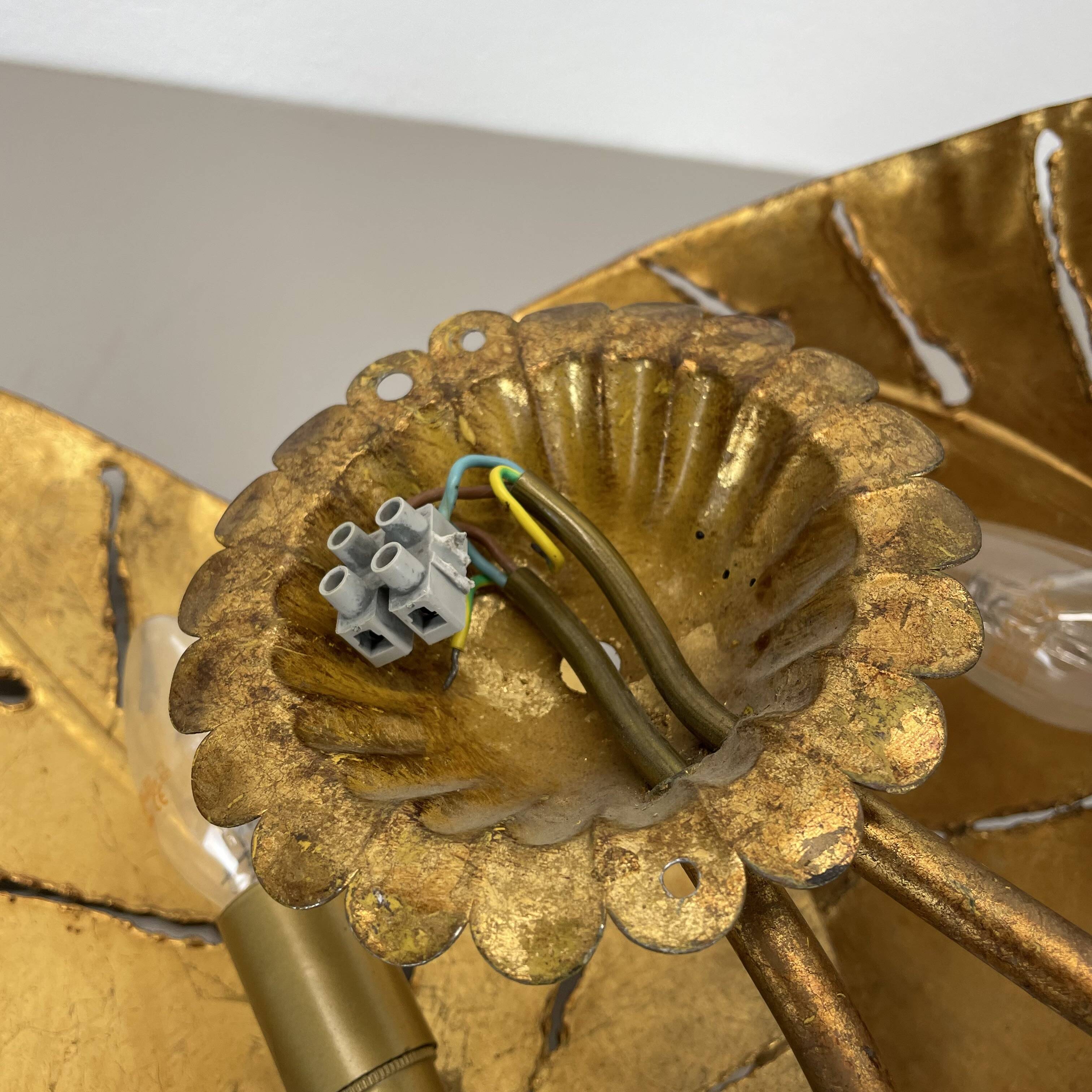 Golden metal "monstera" leaf wall light sconce, france, 1970s
