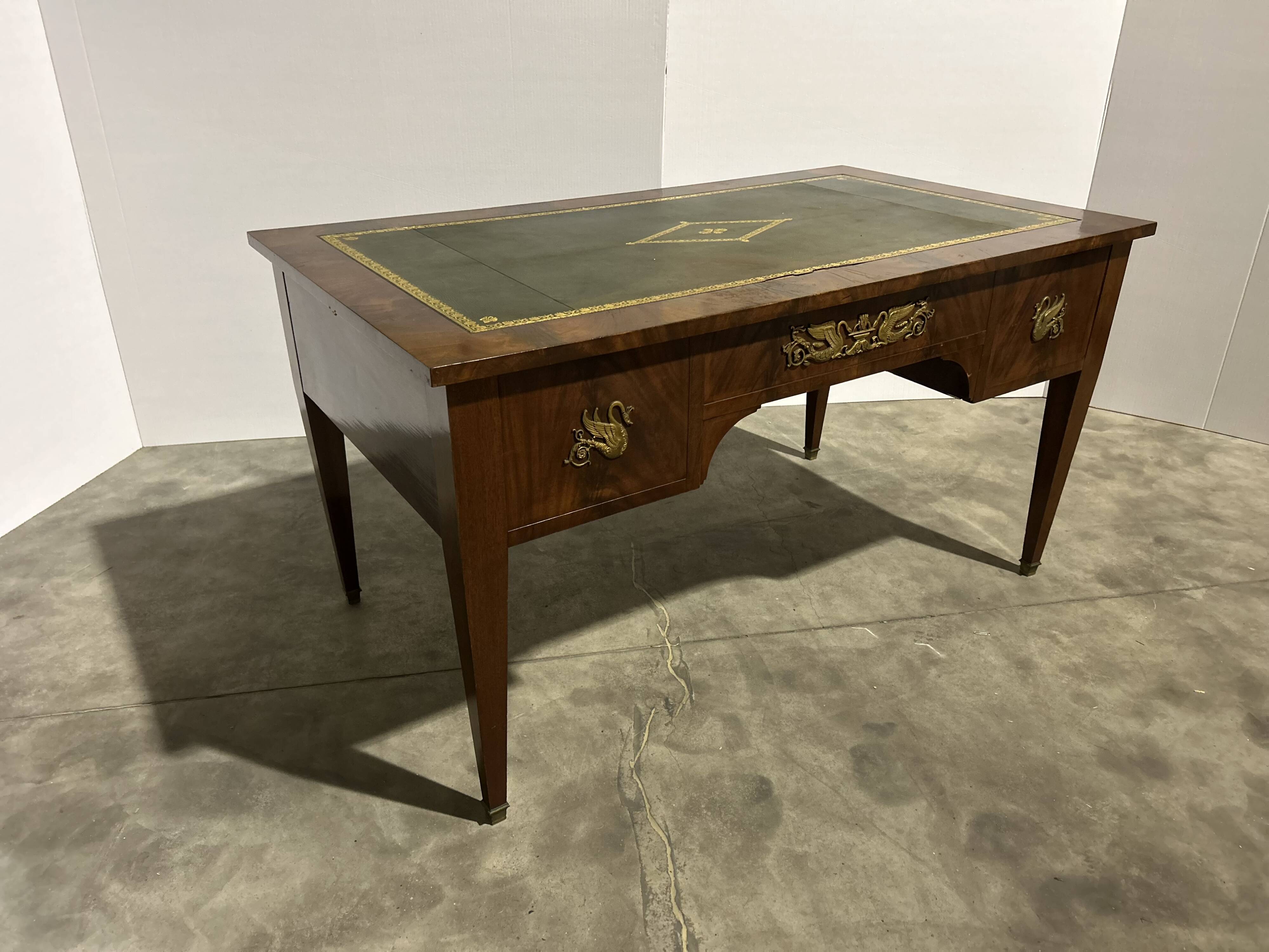 Mahogany flat desk. Louis XVI style, 20th century.