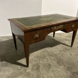 Mahogany flat desk. Louis XVI style, 20th century.