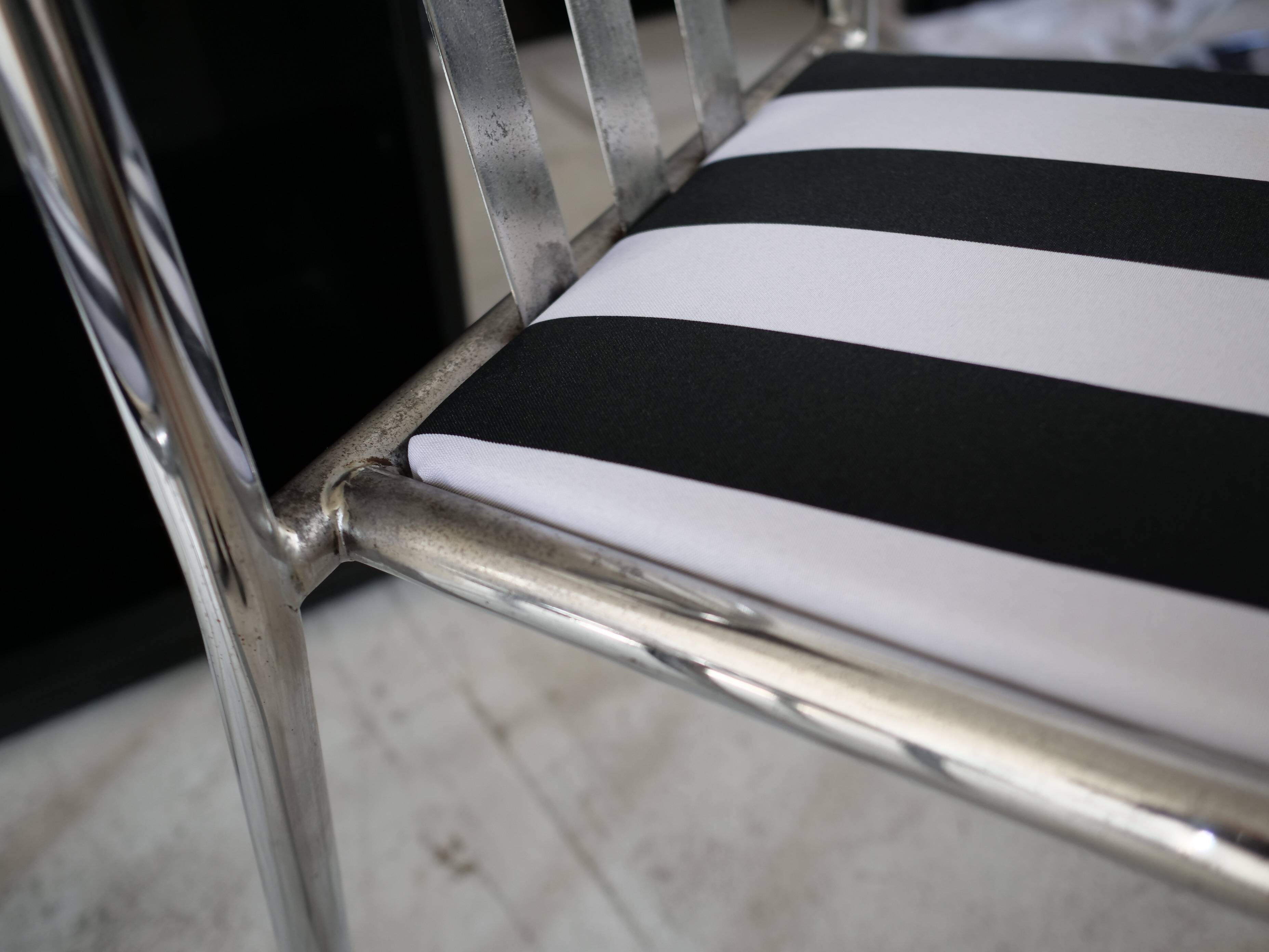 3 chaises Robert Mallet-Stevens No.222 Pallucco Italia