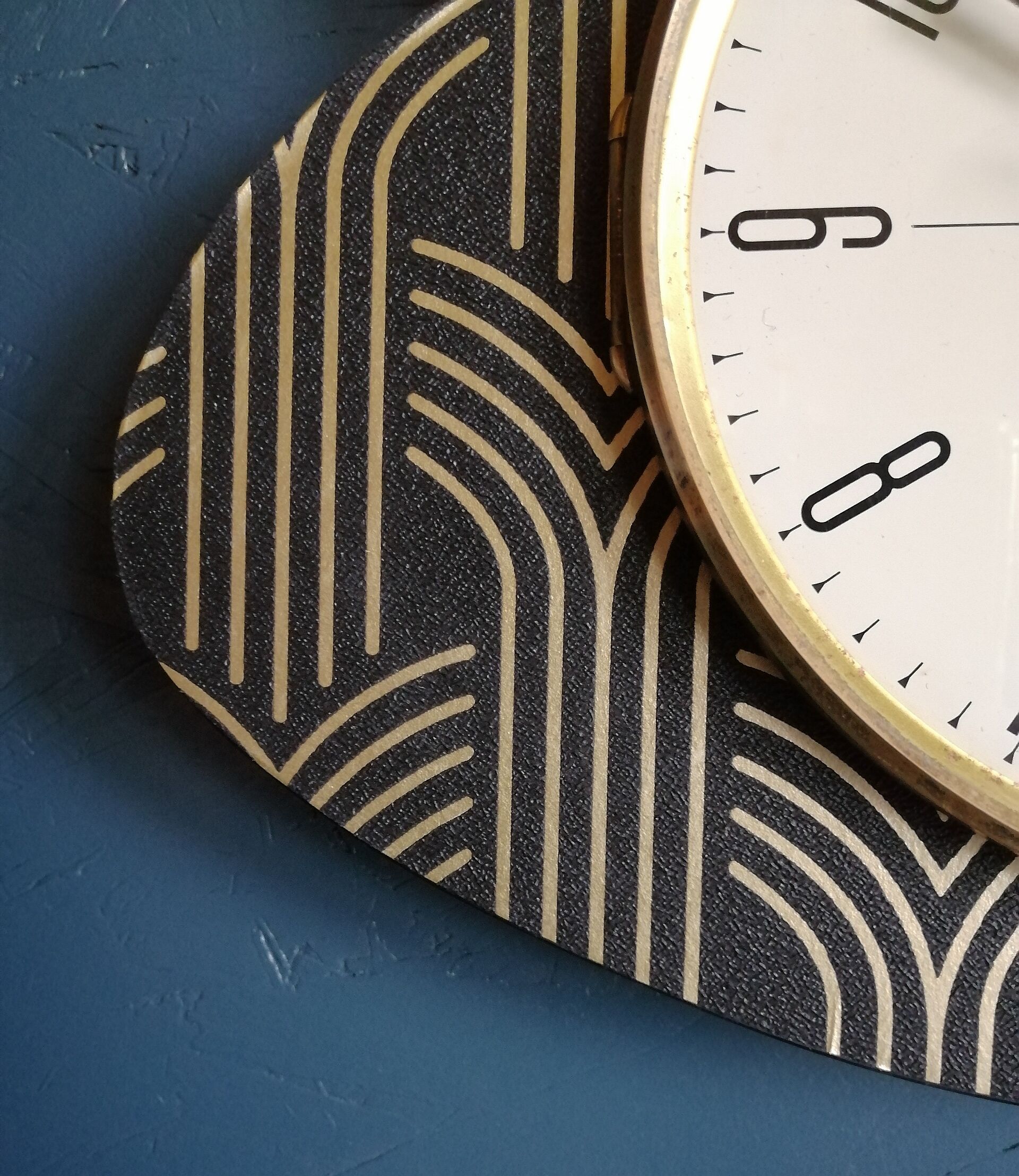 Vintage clock formica silent wall clock "FFR black gold"