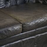 Black 2.5-seater cow leather English chesterfield sofa