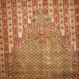 Handmade antique Turkish Ghurdes prayer rug 4.10' x 7.3' (152cm x 222cm) 1870s - 1B427