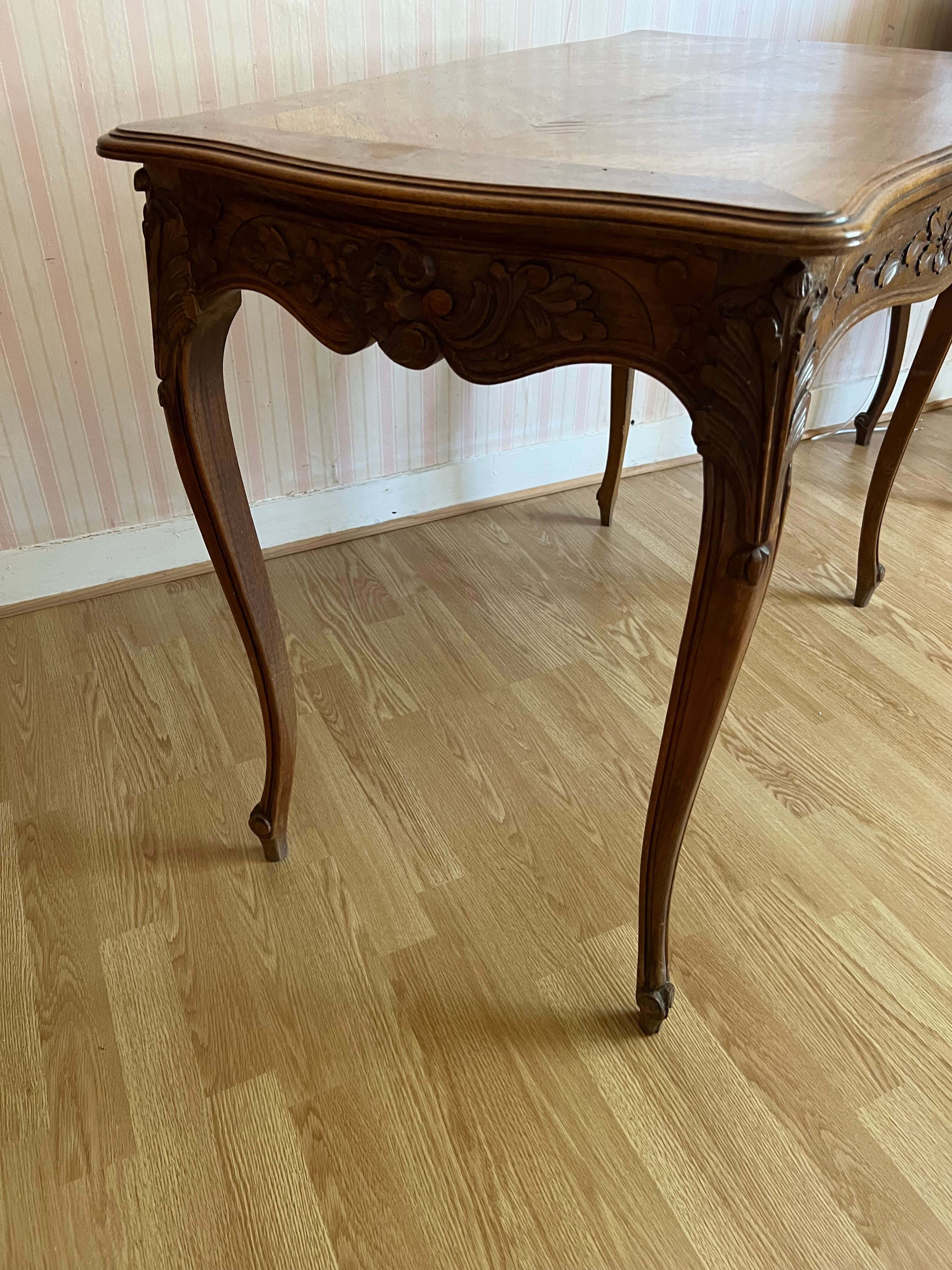 Louis XV side table or desk