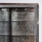 Cabinet de médecine en fer poli, années 1950