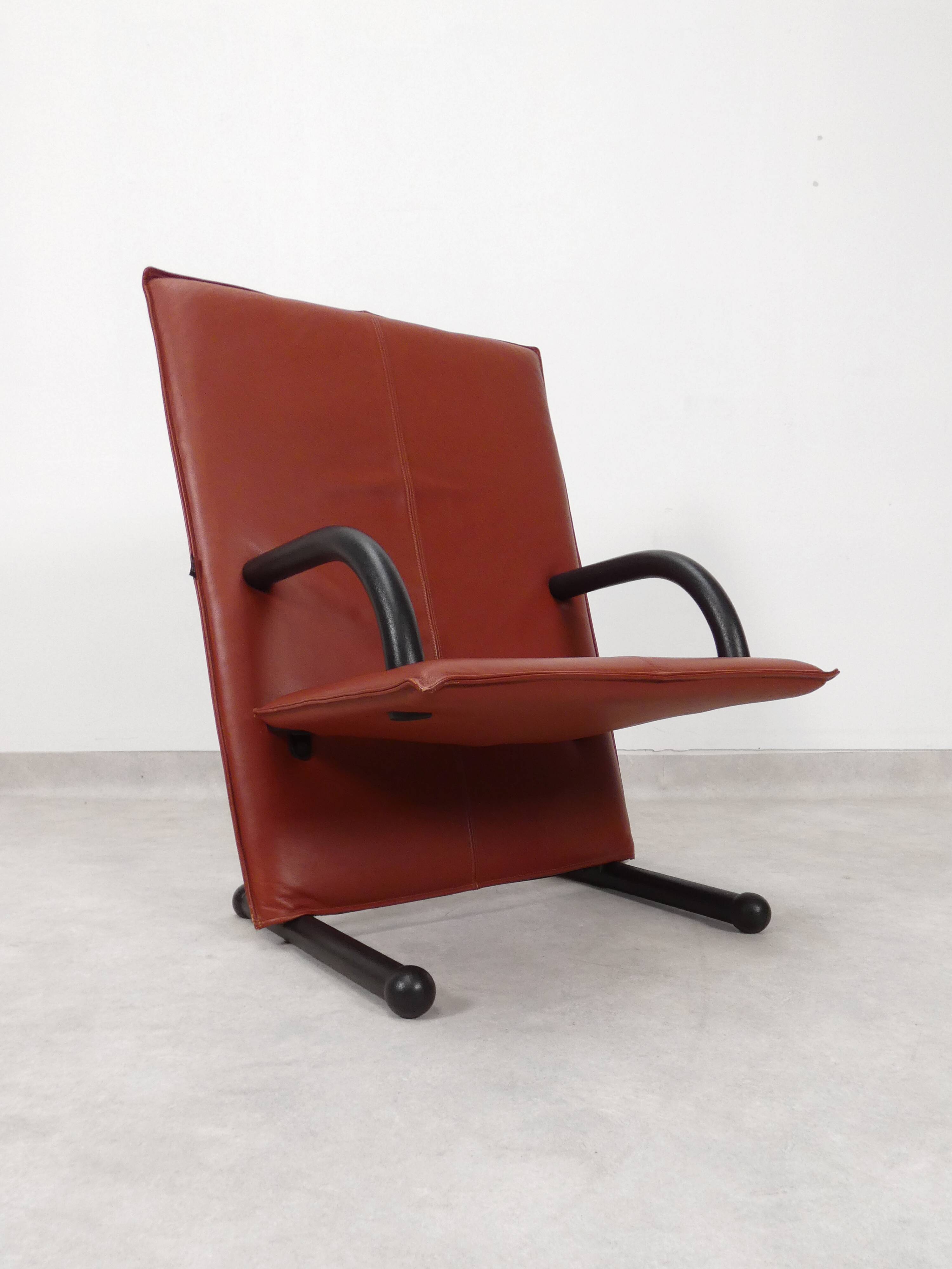 T-Line lounge chair - Arflex
