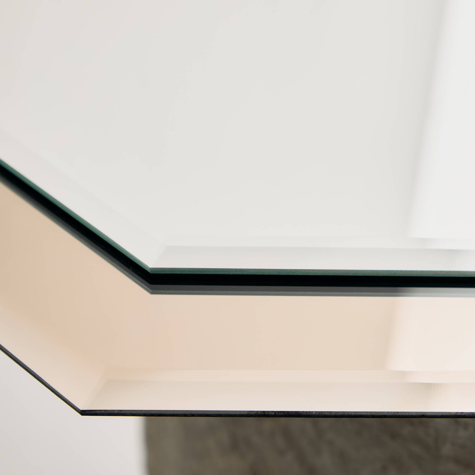 Octagonal mirror