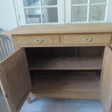 Vintage shallow oak sideboard, 2 drawers, 2 doors, 1 shelf.