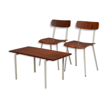 Chairs and bedroom table in Auping teak 50s