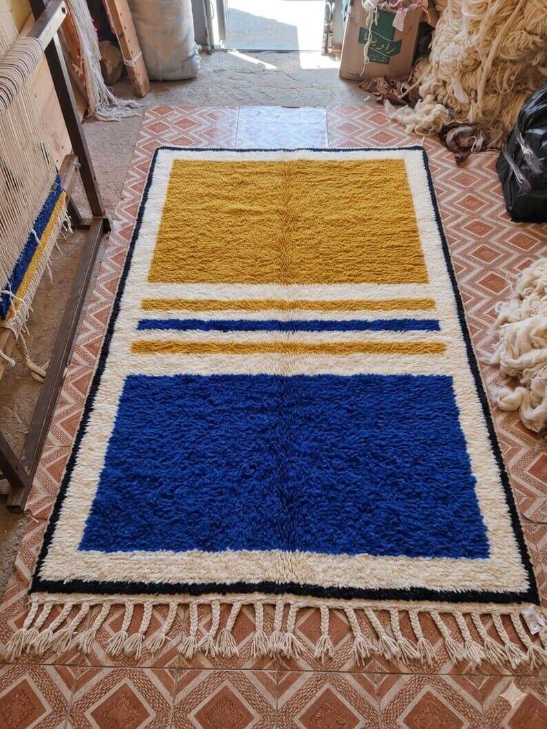 Traditional pure wool rug with colourful patterns 150/250 cm