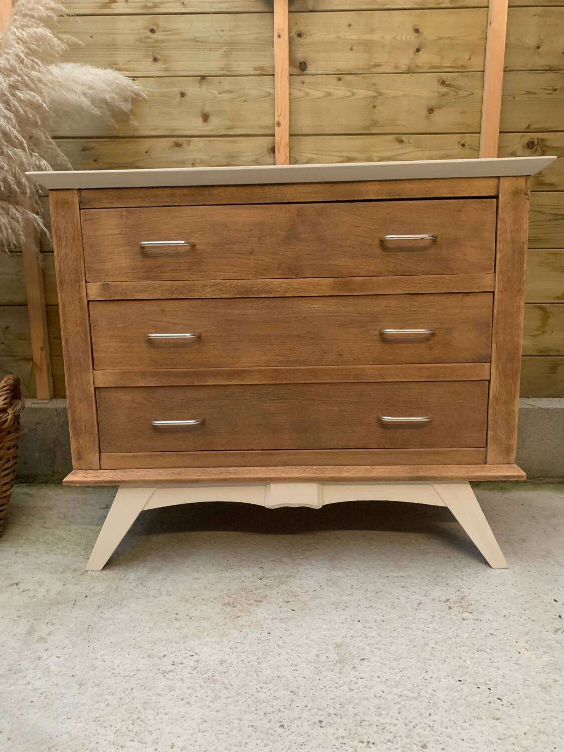 Vintage chest of drawers