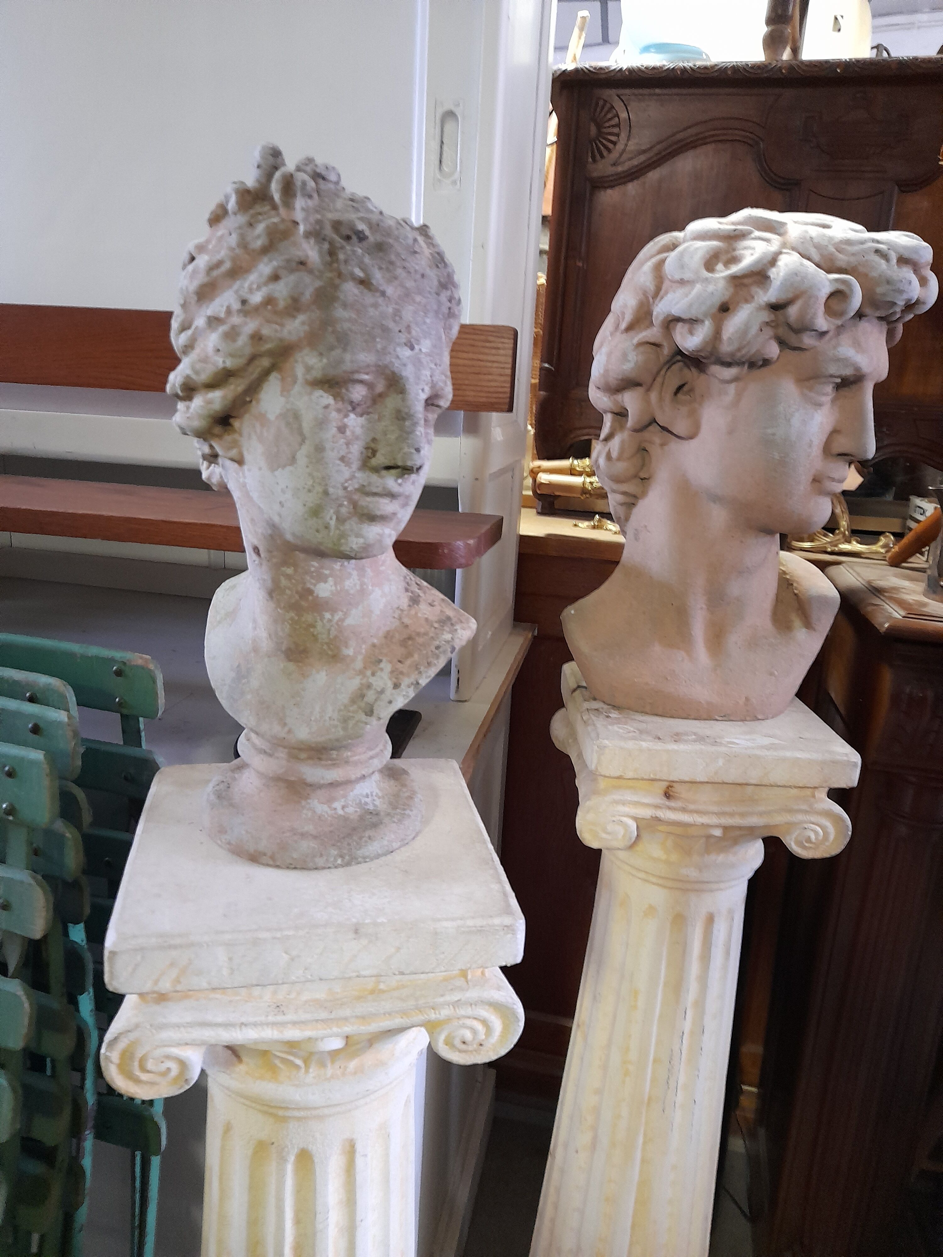 Paire de colonnes selettes en béton
