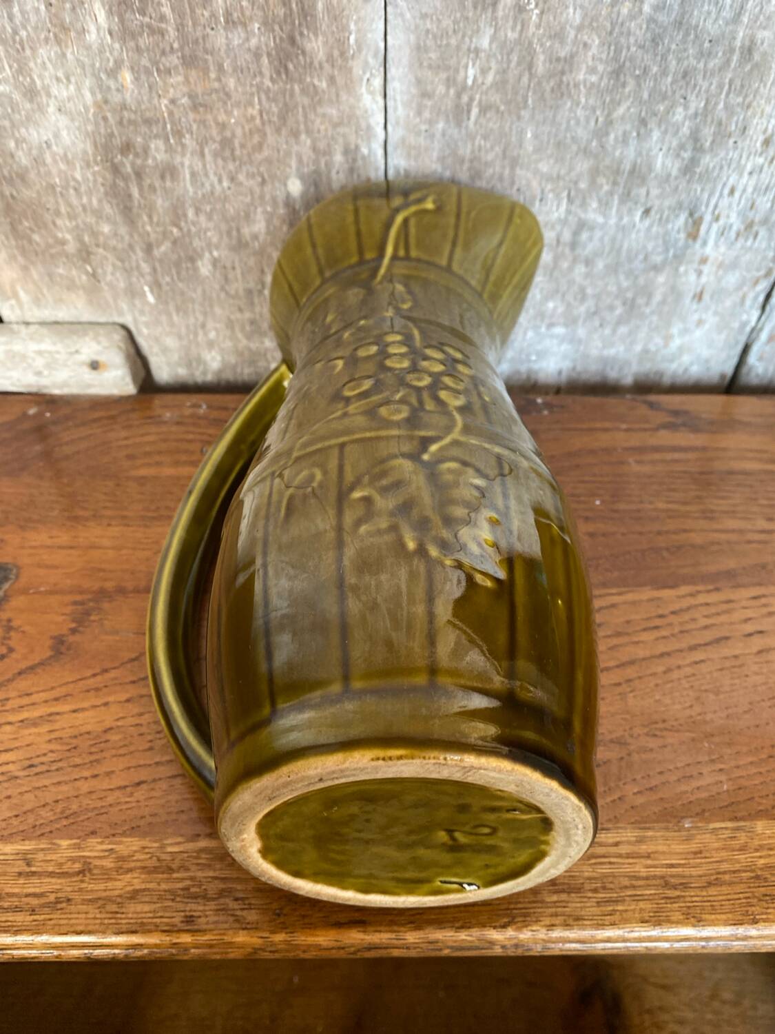 Old pitcher sarreguemines green ceramic vintage vine decor
