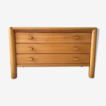 Elm chest of drawer
