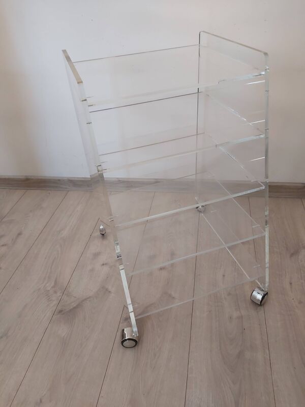 Etagère mobile en lucite, années 1970.