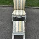 Chauffeuse de style Louis XV avec repose-pieds assorti – XXe siècle