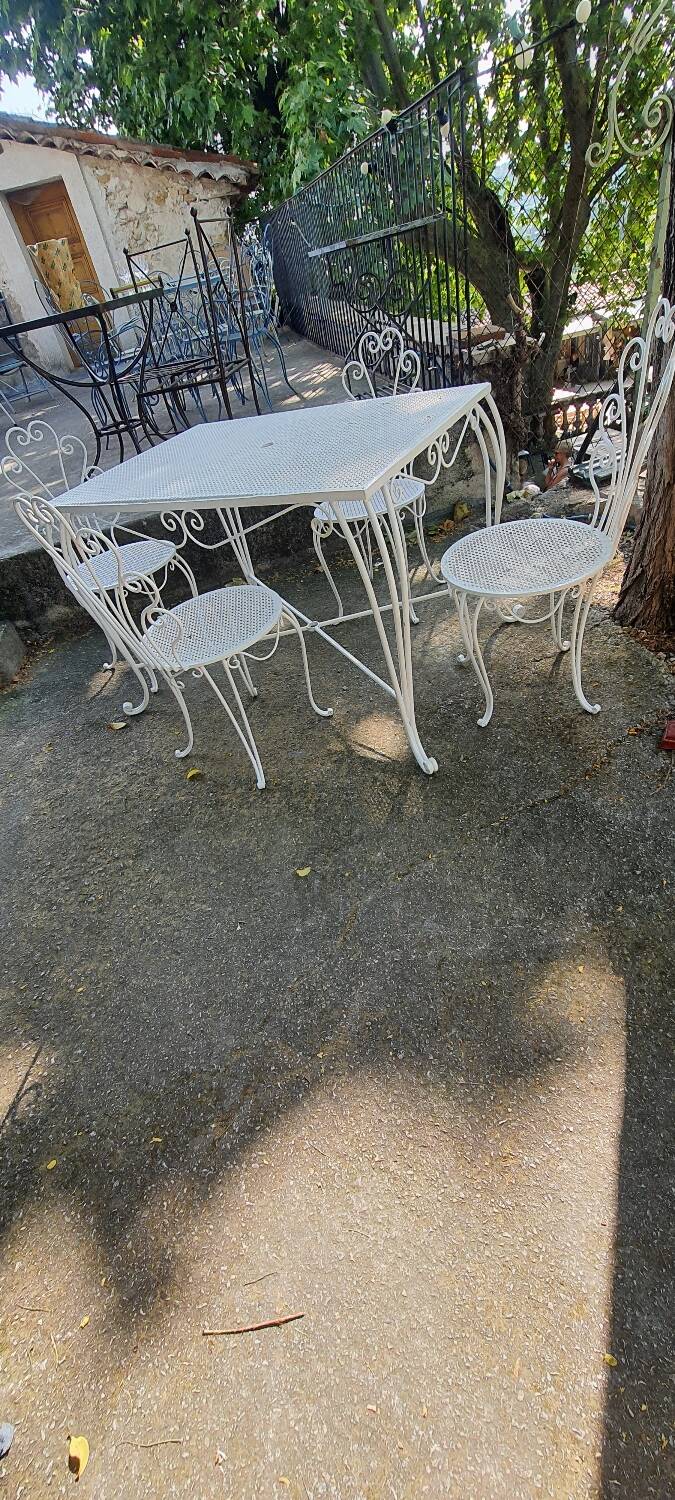 Vintage garden furniture