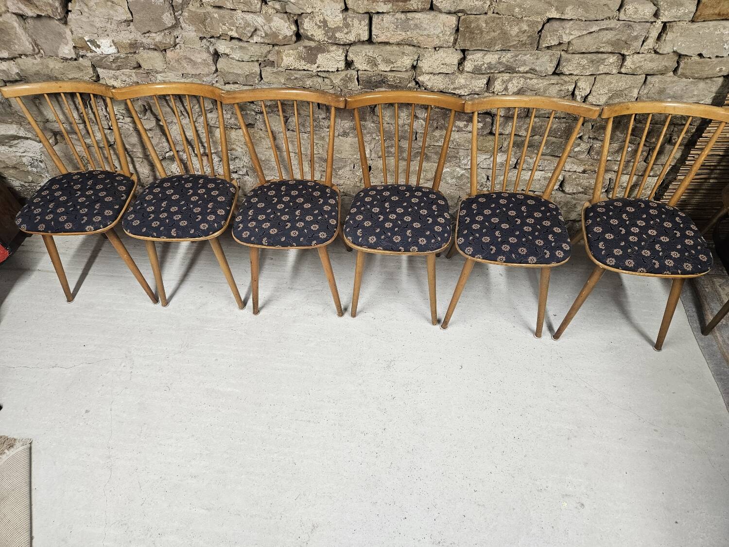 Lot of 6 bistro bar chairs from the 1960s