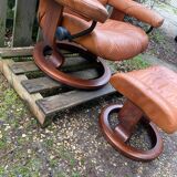 Stressless armchair and footrest set from the 70s/80s.
