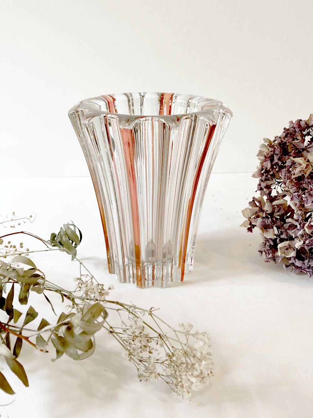 Glass vase signed Pierre D'Avesn, 1940s