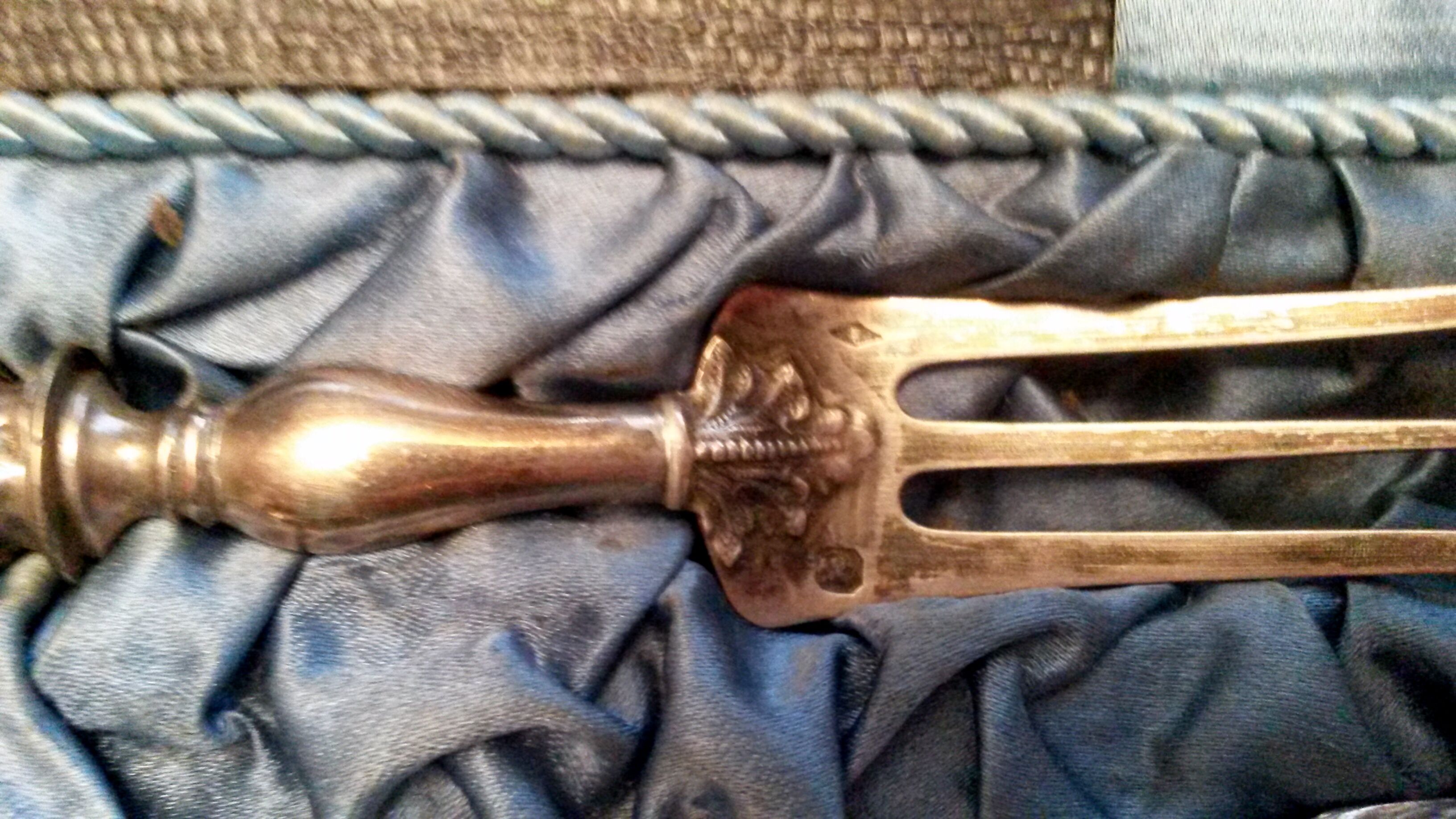 Covered to old chiseled silver hors d'oeuvres