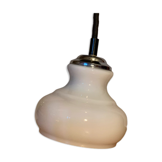 Suspension opaline blanche