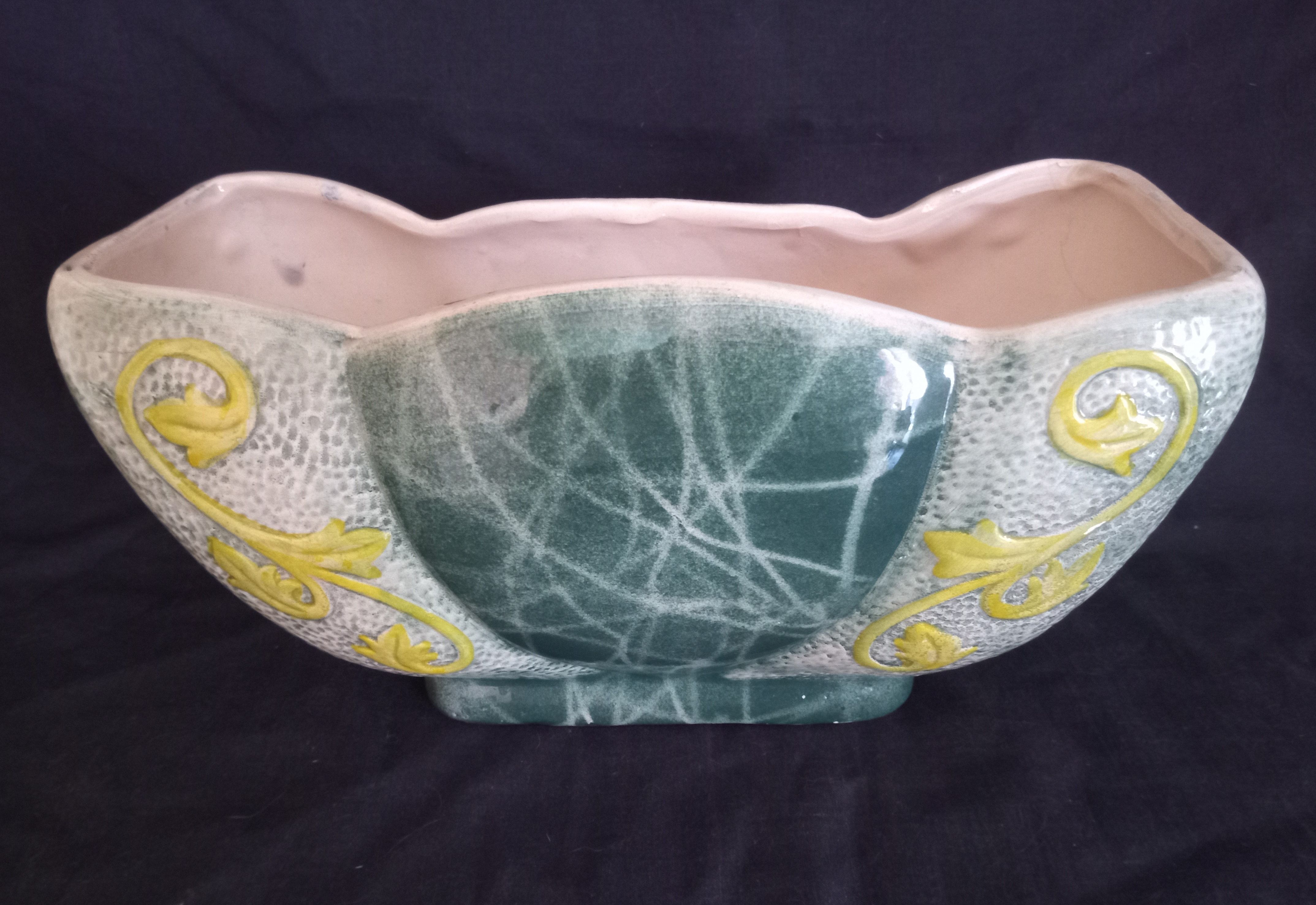 Ceramic Art Deco centerpiece