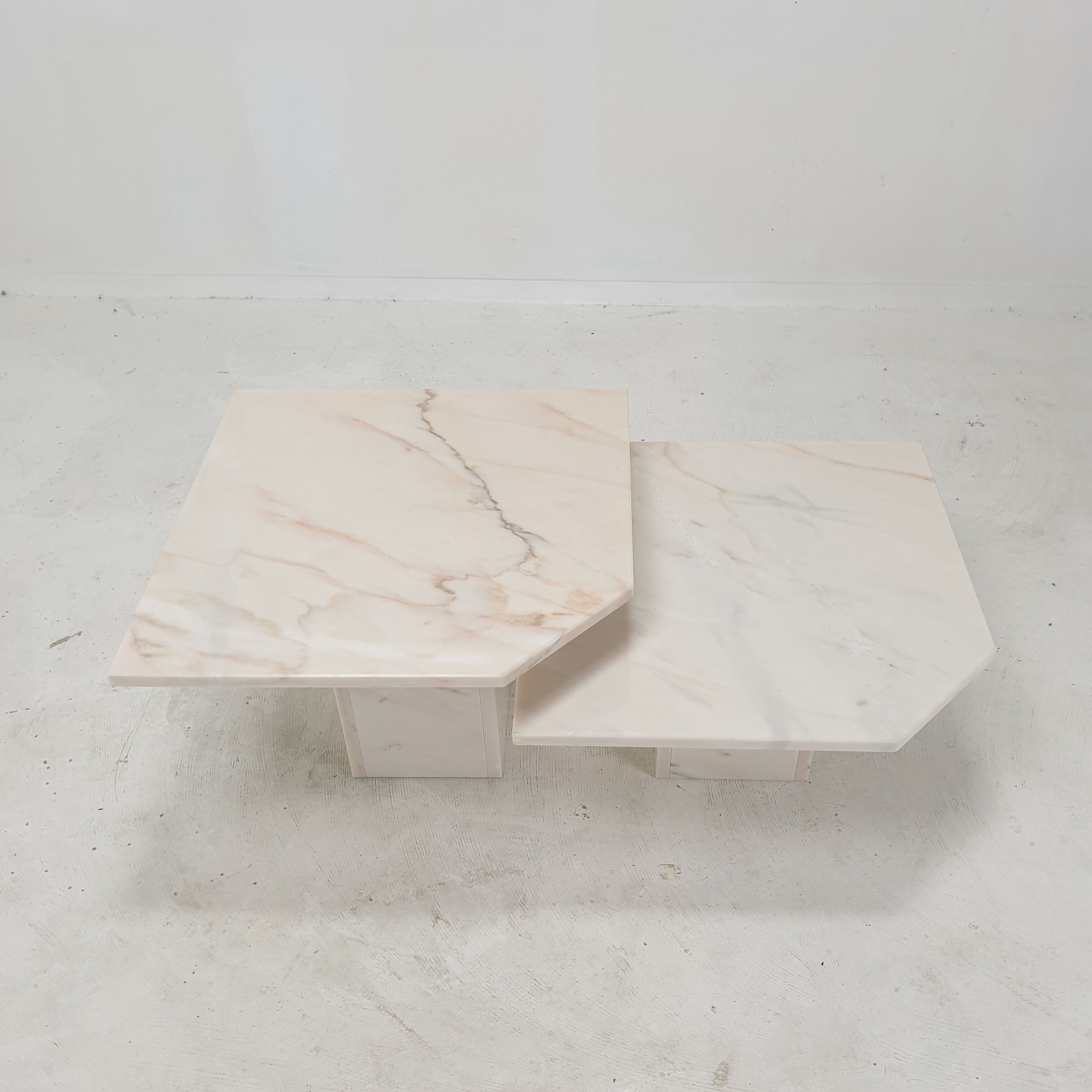 Set of 2 italian marble side tables, 1980's