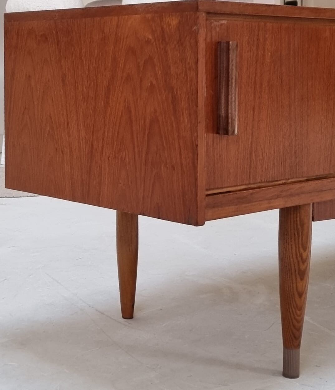 Mid-century lowboard