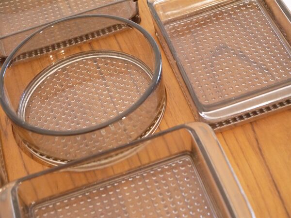 Plateau vintage en teck et verre de Karl Holmberg
