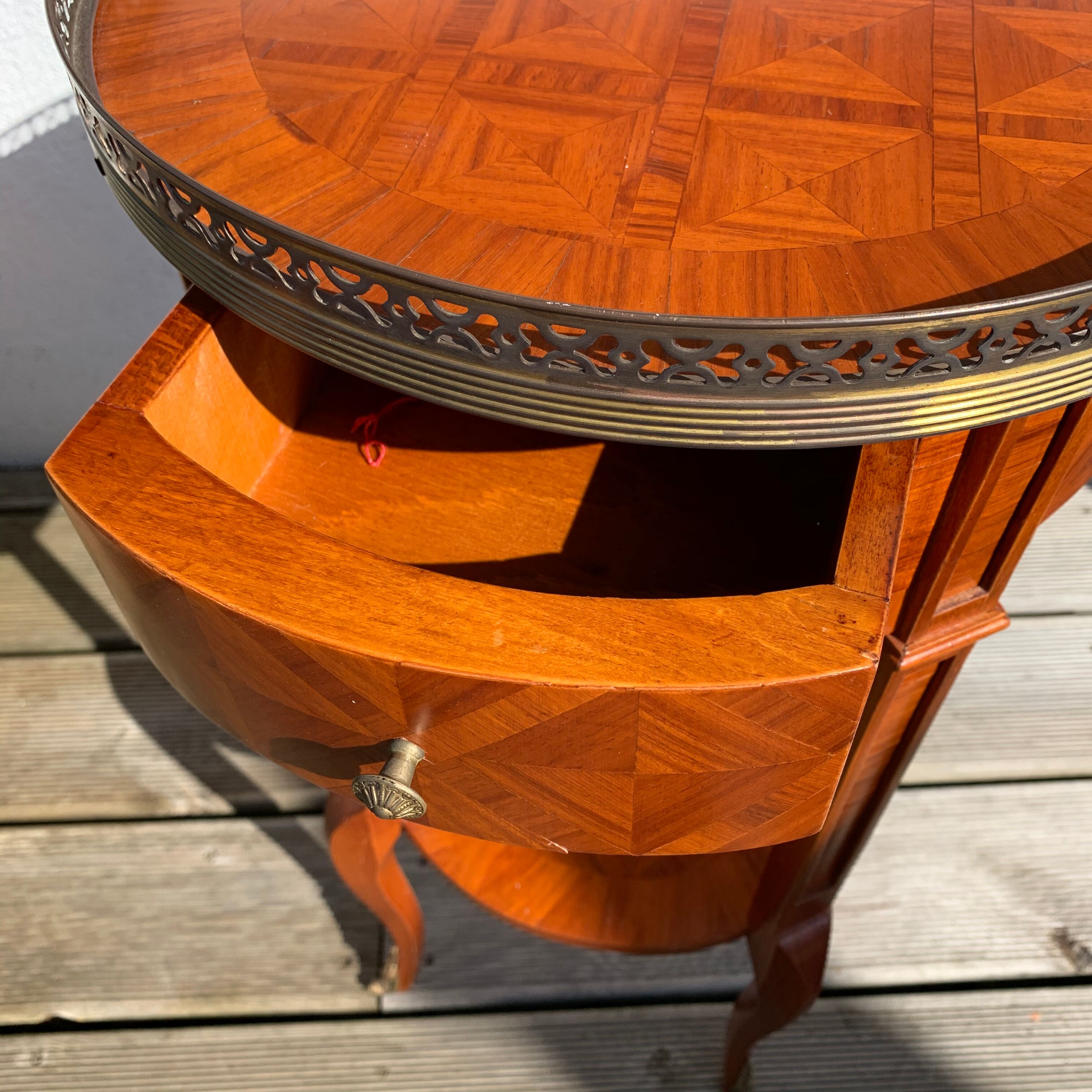 Louis XV-style healing