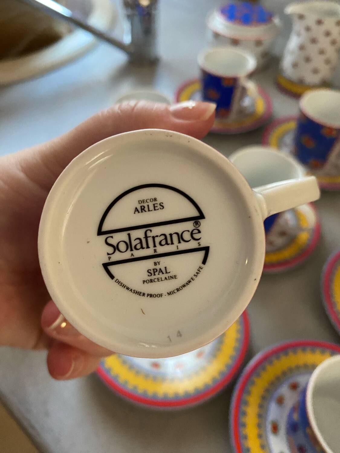 Porcelain coffee service Arles decor solafrance