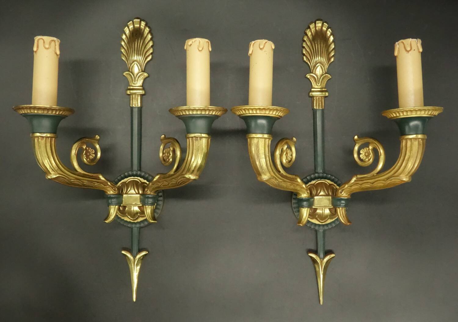 Pair of large Restoration style wall sconces from Lucien GAU - bronze