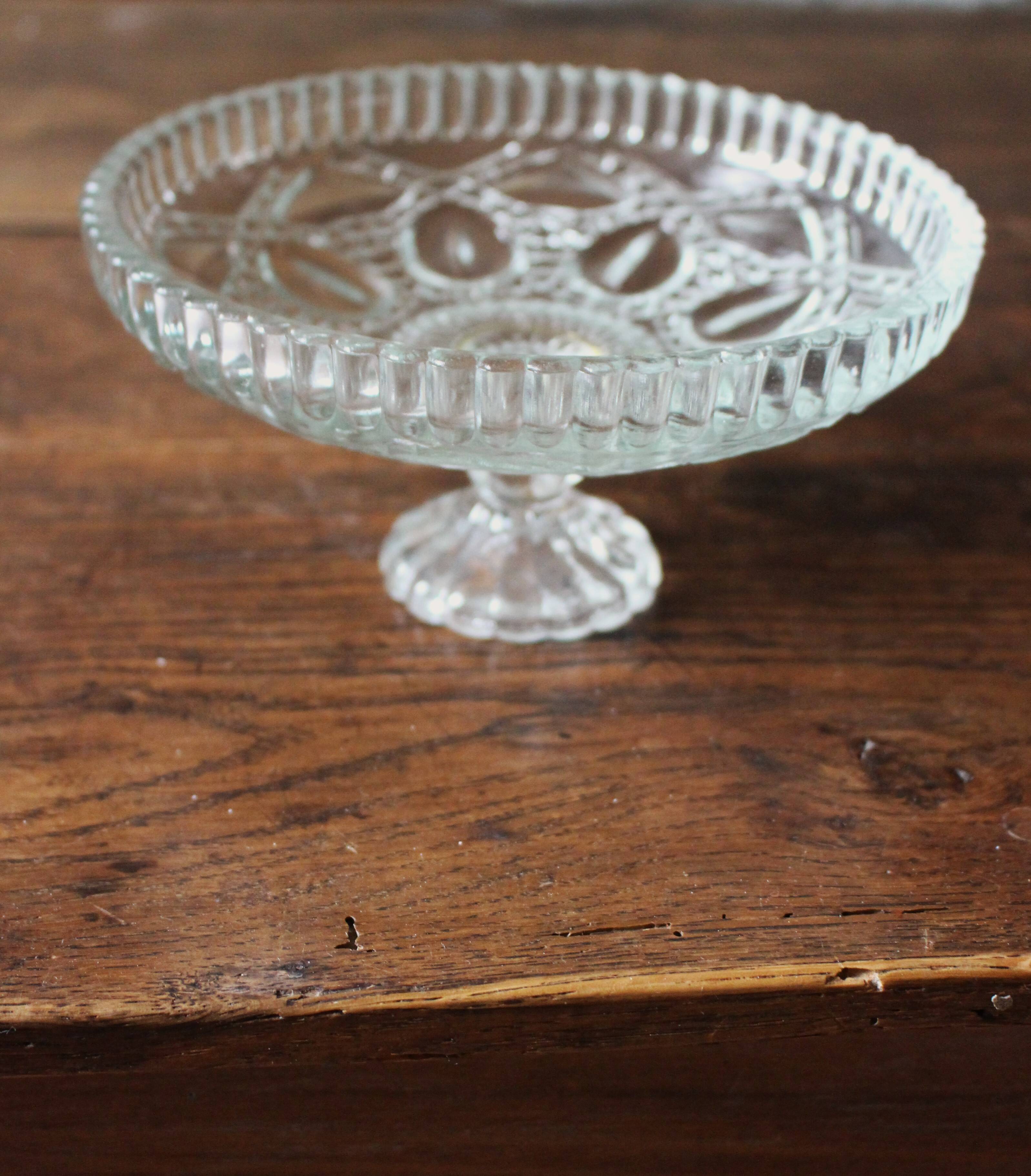 Coupelle sur Pied Verre ciselé transparent