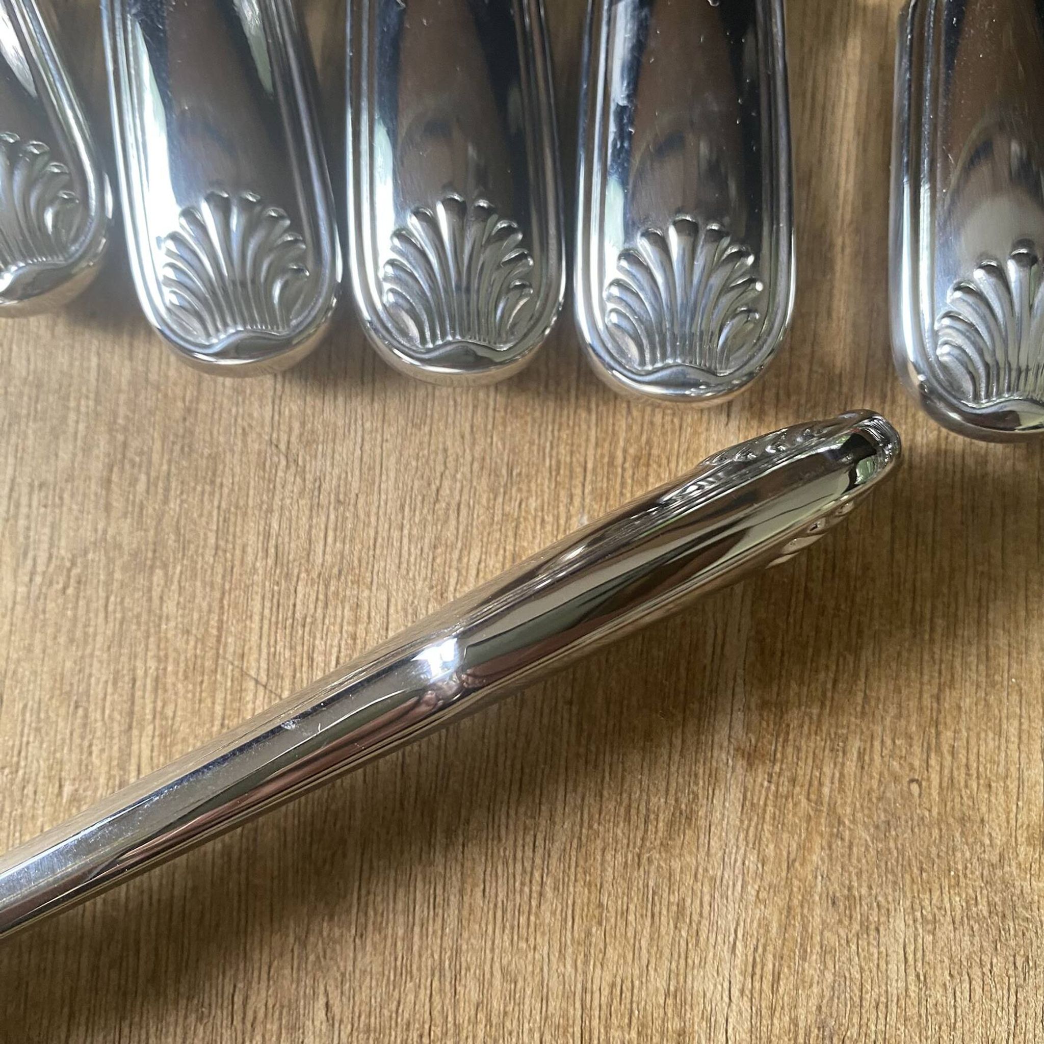 Stainless steel knives Guy Degrenne