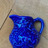 Blue barbotine cream jug Onnaing