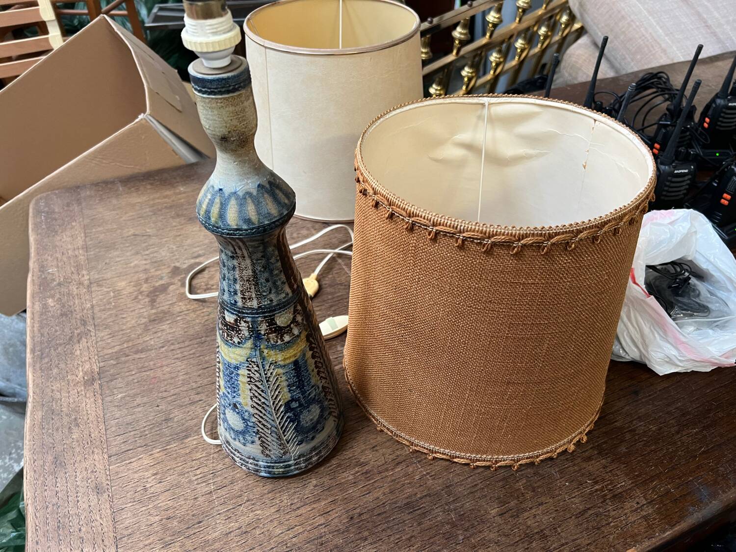 Magnificent vintage lamp signed by Jean-Claude Courjault.