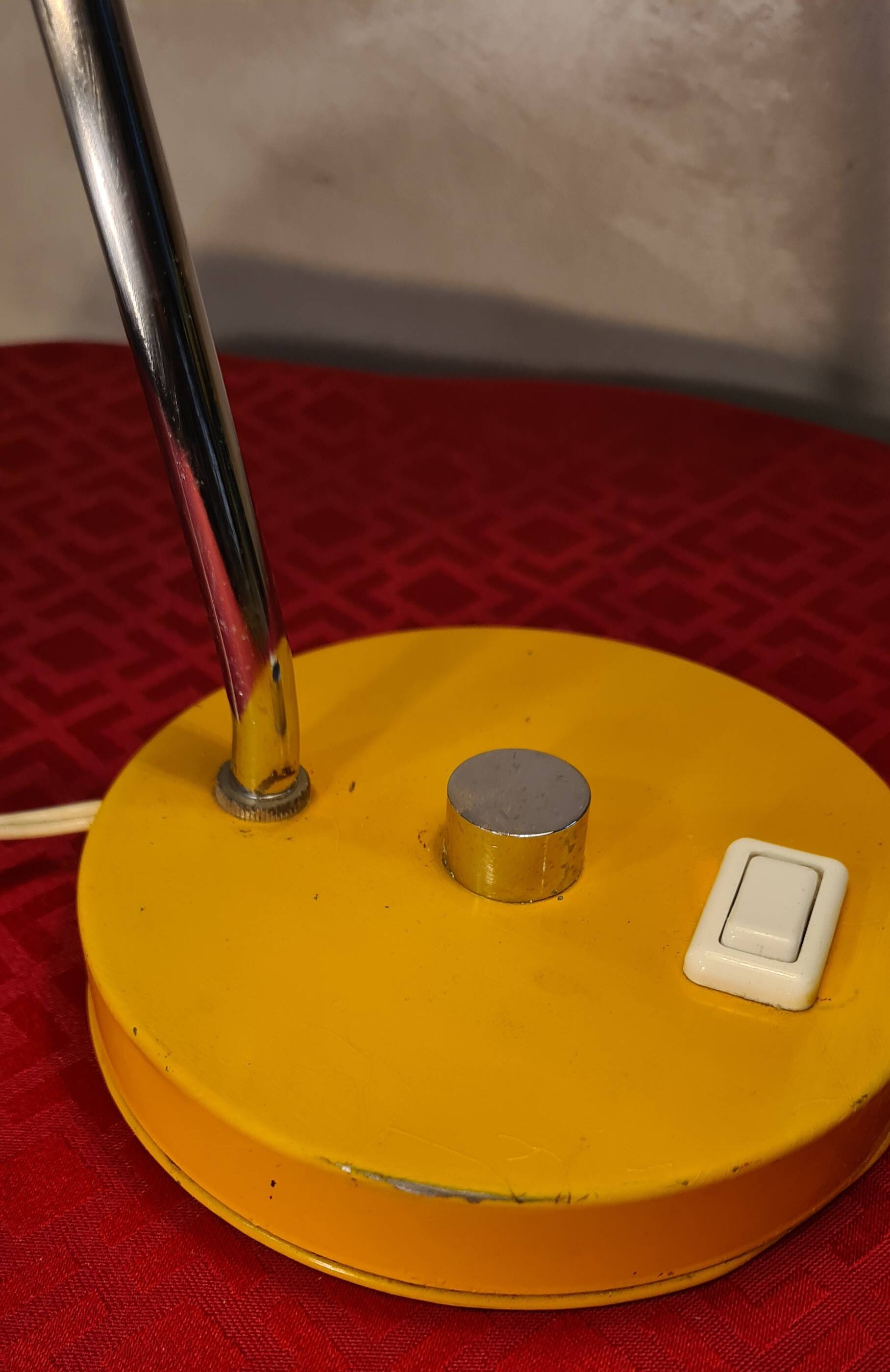 vintage 1960s yellow desk lamp with signs of use see photos 35x20