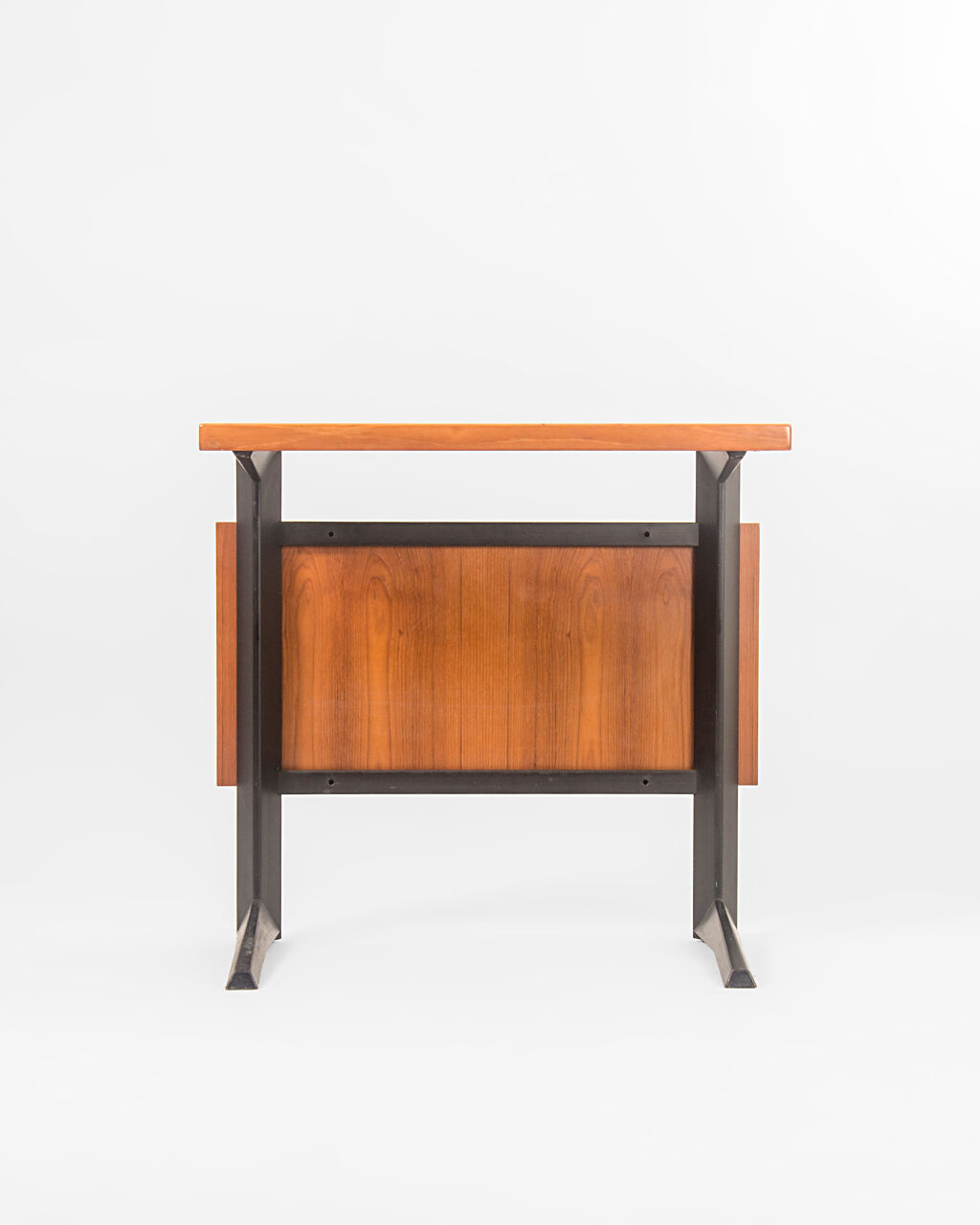 Linha Cortez Side Table by Daciano da Costa for Metalúrgica da Longra, 1970s