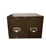 Small industrial storage unit