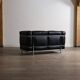 Canapé deux places vintage Cassina LC2 par Charlotte Perriand et Le Corbusier