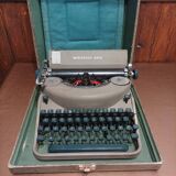 Remington noiseless army green typewriter made in france 50s