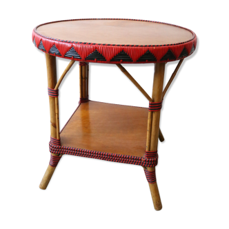 Nice rattan round table