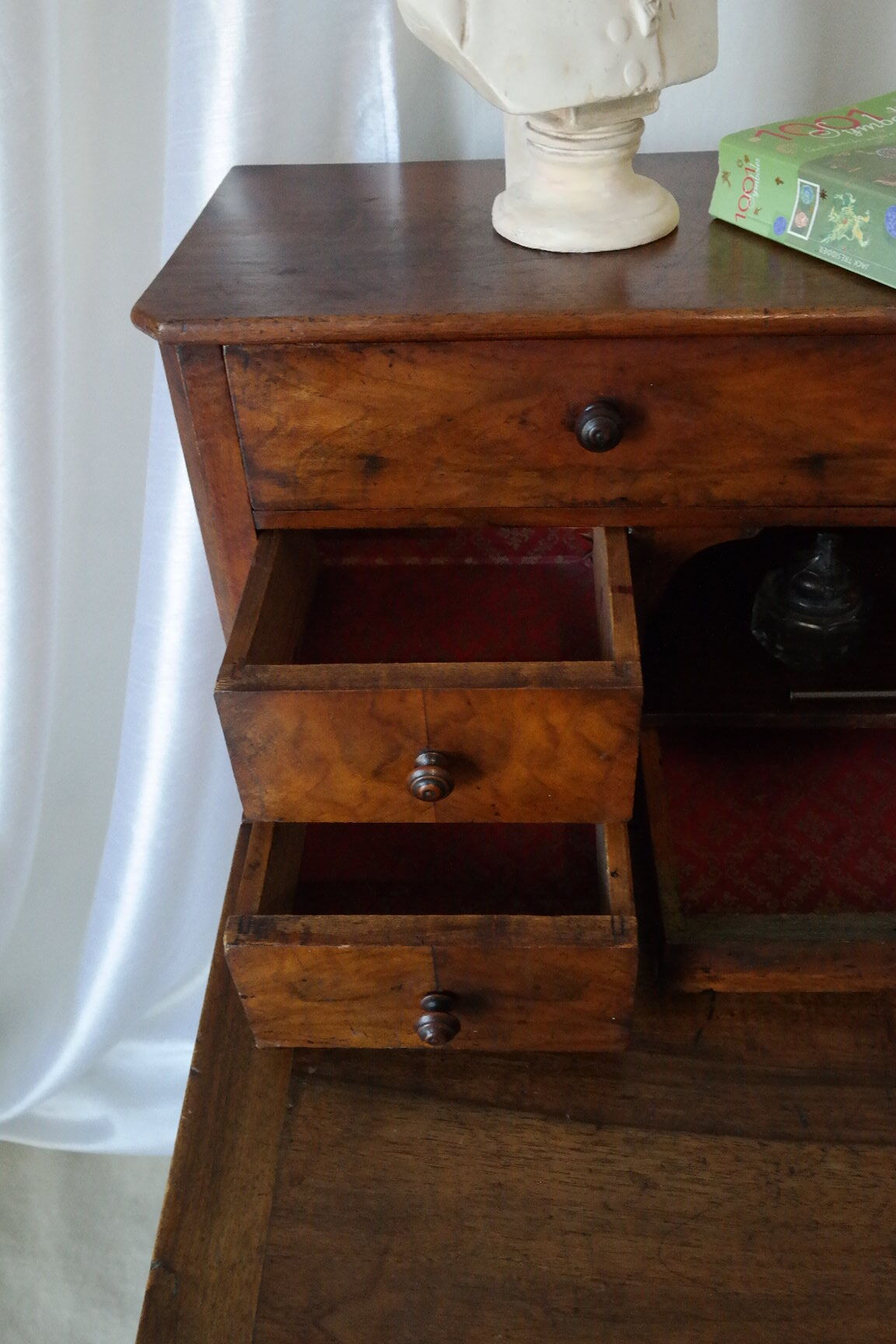 Secretary desk happiness of the day Louis Phillipe in walnut