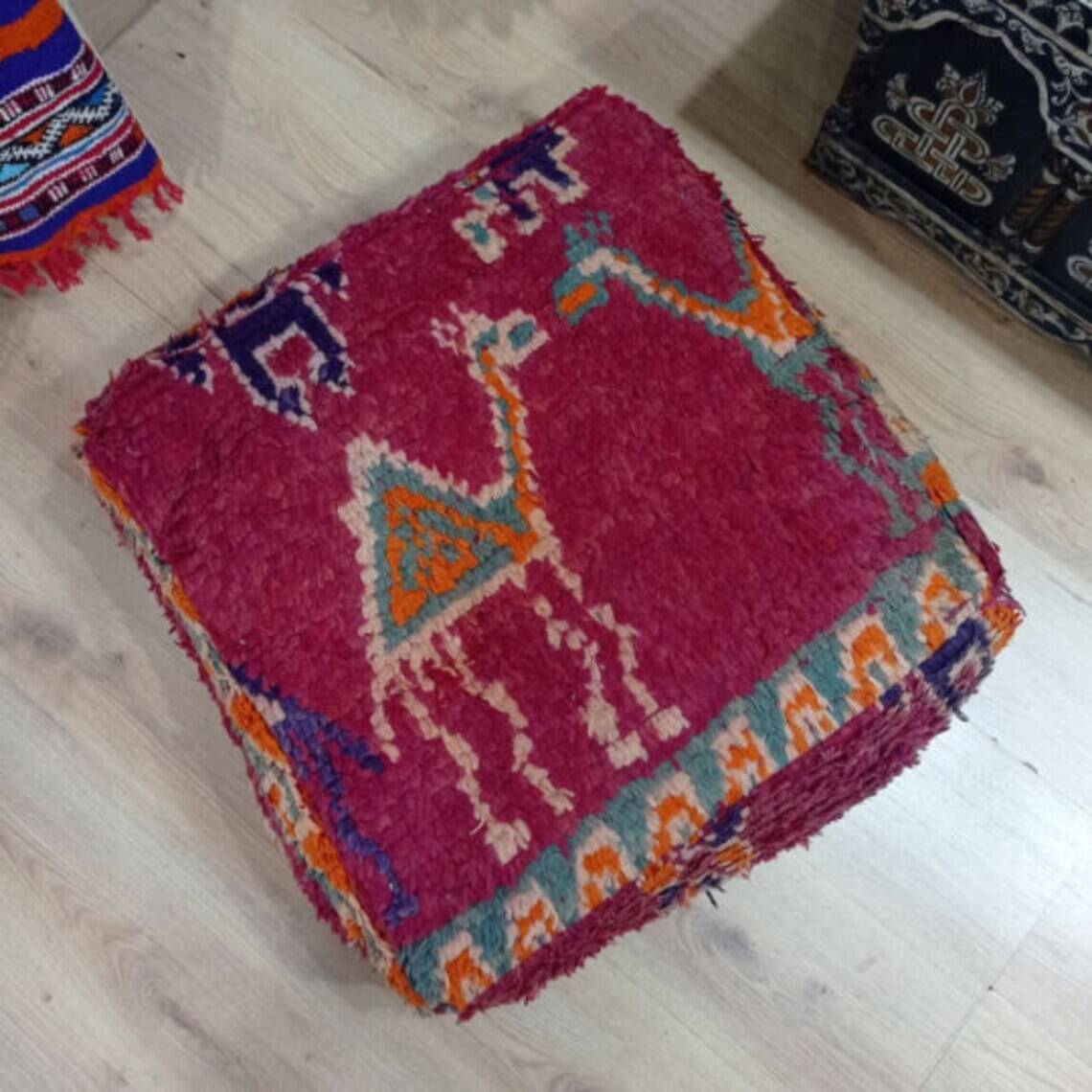 Handmade Berber pouf in wool 60 X 60 X 20 CM